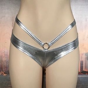 Metallic Silver O-Ring Panties